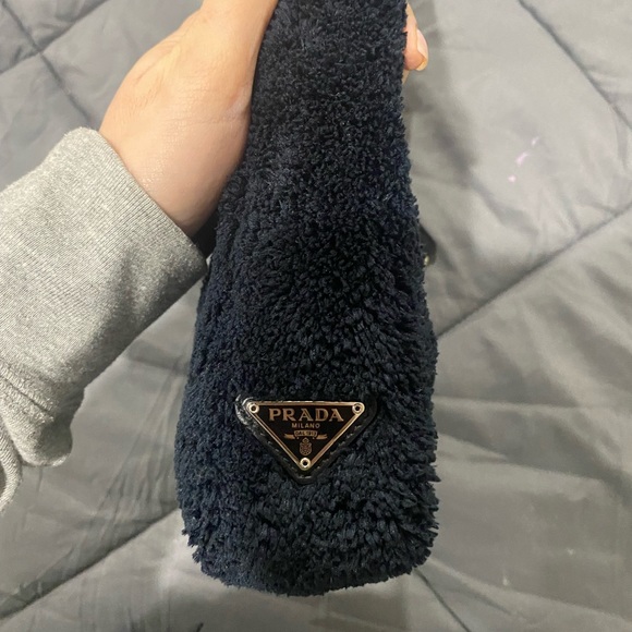 🔴🔴 SOLD NEW Prada Terry bag🔴🔴 - Picture 4 of 5